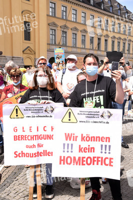 Schausteller-Kundgebung 'Rettet unsere Märkte und Volksfeste' in München