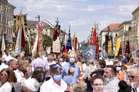 Schausteller-Kundgebung 'Rettet unsere Märkte und Volksfeste' in München