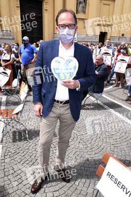 Schausteller-Kundgebung 'Rettet unsere Märkte und Volksfeste' in München