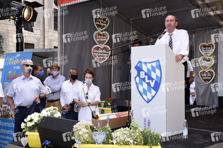 Schausteller-Kundgebung 'Rettet unsere Märkte und Volksfeste' in München