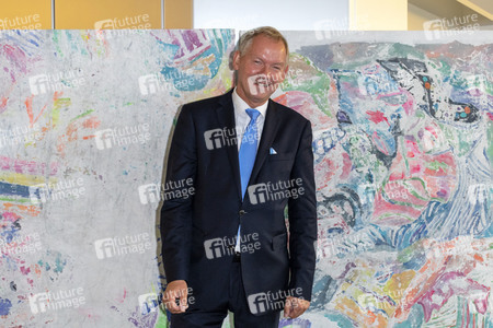 Vernissage 'Paintings from washing machine or New Washed Art' in Hamburg