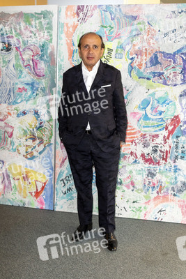 Vernissage 'Paintings from washing machine or New Washed Art' in Hamburg