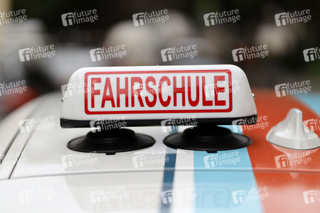Symbolfoto Fahrschule