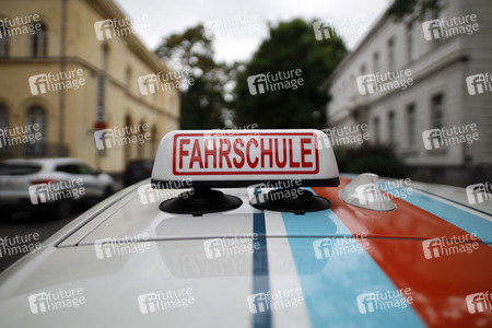 Symbolfoto Fahrschule
