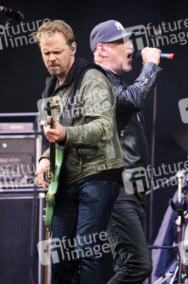 Autokultur-Konzert von Fury in the Slaughterhouse in Hannover