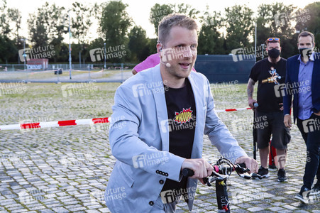 Autokultur mit Oliver und Amira Pocher in Hannover