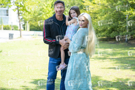 Buchpräsentation von Daniela Katzenberger in Köln