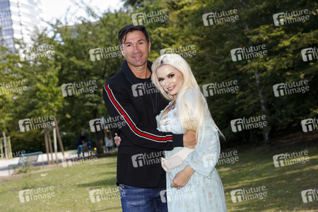 Buchpräsentation von Daniela Katzenberger in Köln