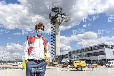 Vorfeld-Baustelle am Flughafen Berlin Brandenburg in Schönefeld