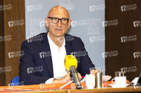 Unterzeichung einer Absichtserklärung der Telekom und der Stadt Bonn