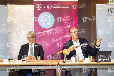 Unterzeichung einer Absichtserklärung der Telekom und der Stadt Bonn