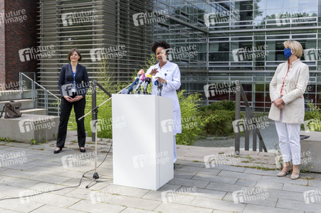 Bundesministerin Anja Karliczek zu Besuch im Universitätsklinikum Hamburg-Eppendorf