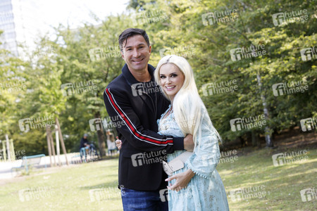 Buchpräsentation von Daniela Katzenberger in Köln