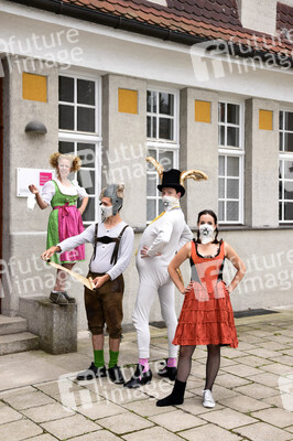 Theateraufführung 'Sängerkrieg der Heidehasen' in Haar