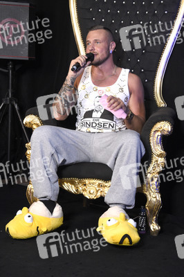 Dr. Sindsen Techno Livestream in Berlin