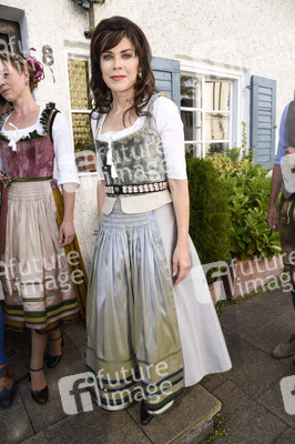 Michaela Keune Modenschau 'Family & Friends' in Pullach