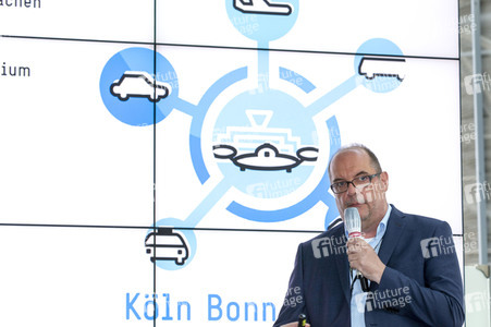 Vorstellung einer Studie für bemannte Flugtaxen am Flughafen Köln/Bonn