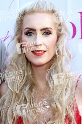 'Golden Things meets Pink Carpet' Pre-Closing Finissage in Hamburg