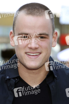 'Golden Things meets Pink Carpet' Pre-Closing Finissage in Hamburg