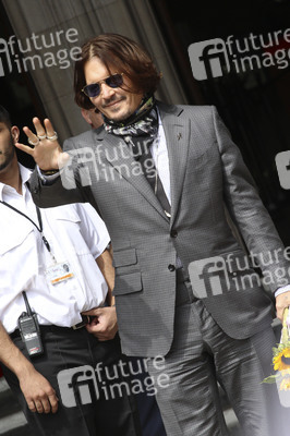 Johnny Depp vor dem High Court in London