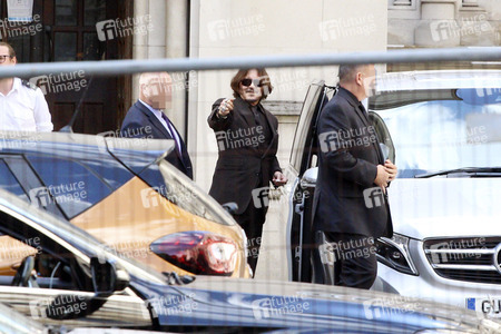 Johnny Depp vor dem High Court in London