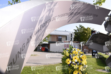 Kranzniederlegung die Opfer des Attentats am Olympia-Einkaufszentrum in München