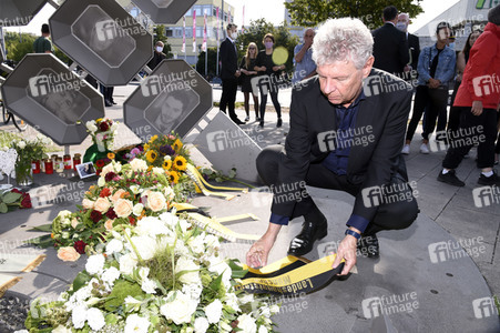 Kranzniederlegung die Opfer des Attentats am Olympia-Einkaufszentrum in München