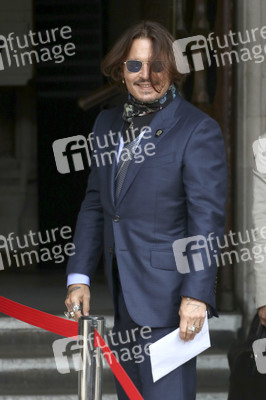 Johnny Depp vor dem High Court in London