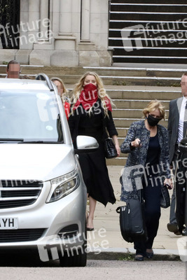 Amber Heard vor dem High Court in London