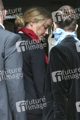 Amber Heard vor dem High Court in London