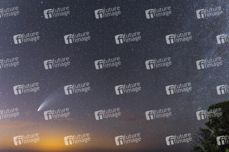 Komet Neowise gesehen vom Cap de Formentor