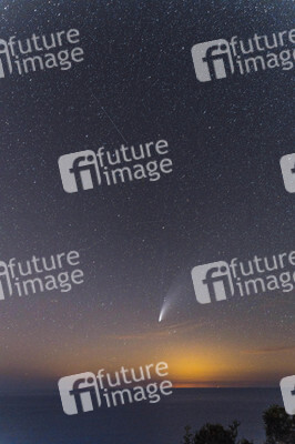 Komet Neowise gesehen vom Cap de Formentor