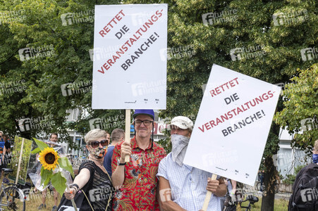 Demonstration 'Rettet die Veranstaltungsbranche' in Berlin
