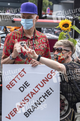 Demonstration 'Rettet die Veranstaltungsbranche' in Berlin