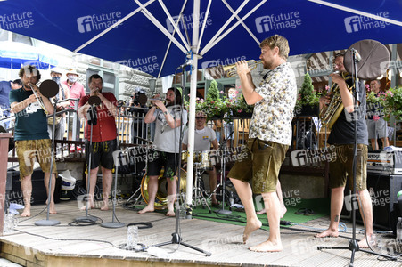 LaBrassBanda Konzert in München