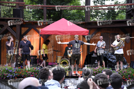 Konzert von LaBrassBand in Geltendorf