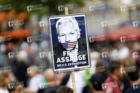 Querdenken 711 Demo in Köln