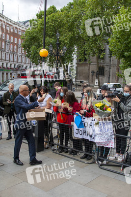 Johnny Depp vor dem High Court in London