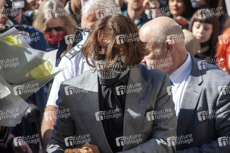 Johnny Depp vor dem High Court in London