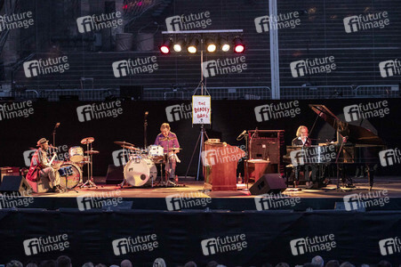 Konzert von Helge Schneider & The Deadly Bros. in Erfurt