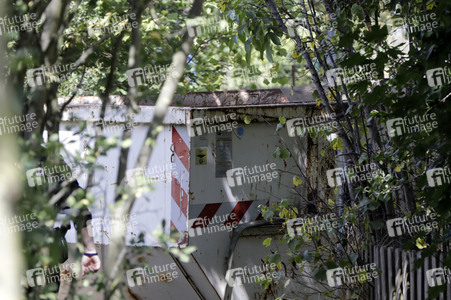 Ermittlungen des BKA im Fall Maddie McCann in einem Schrebergarten in Seelze