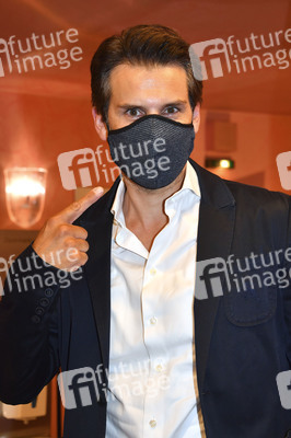 Theaterpremiere 'Schwiegermutter und andere Bosheiten' in München