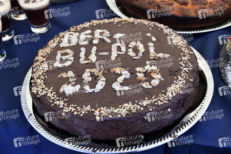 Fototermin zur Fertigstellung des Dienstgebäudes der Bundespolizei am BER in Berlin