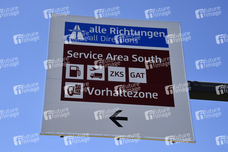 Fototermin zur Fertigstellung des Dienstgebäudes der Bundespolizei am BER in Berlin