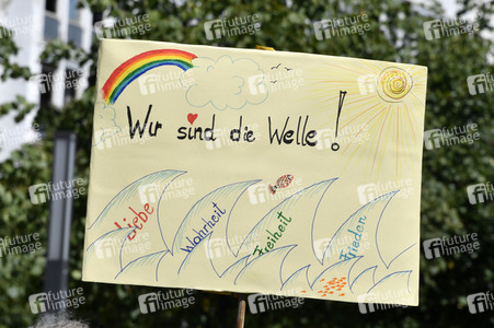 Protest gegen Corona-Maßnahmen in Berlin