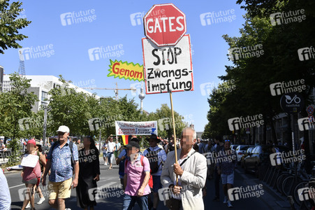 Protest gegen Corona-Maßnahmen in Berlin