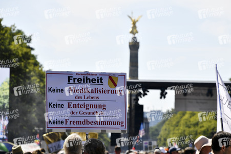 Protest gegen Corona-Maßnahmen in Berlin