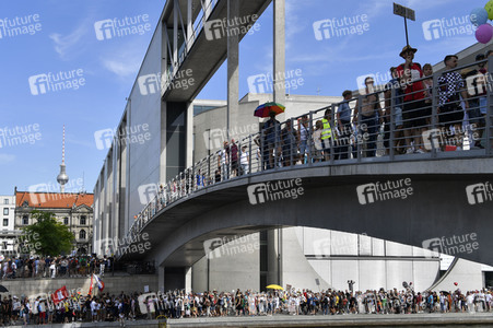 Protest gegen Corona-Maßnahmen in Berlin