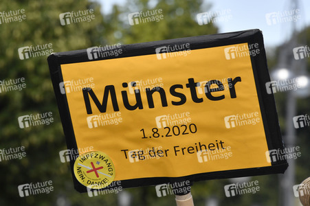 Protest gegen Corona-Maßnahmen in Berlin