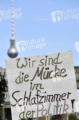 Protest gegen Corona-Maßnahmen in Berlin